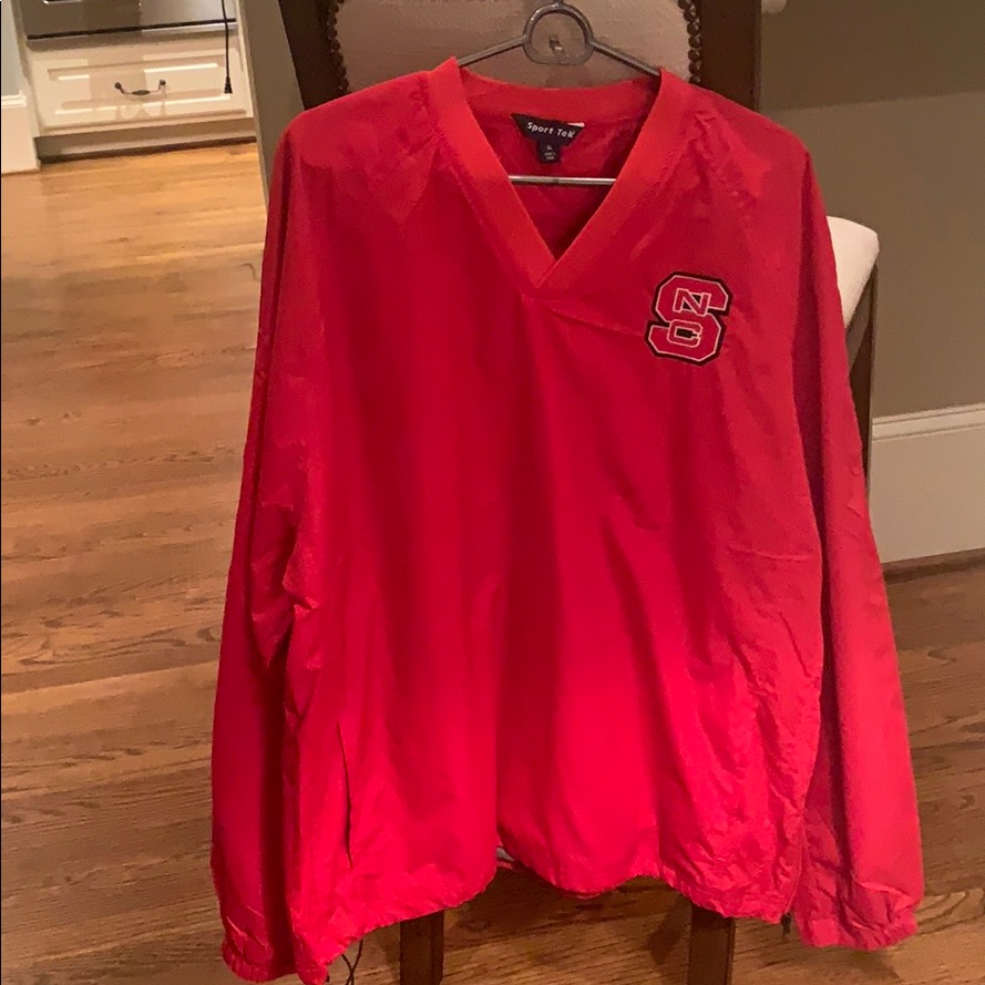 SportTek Wind Breaker